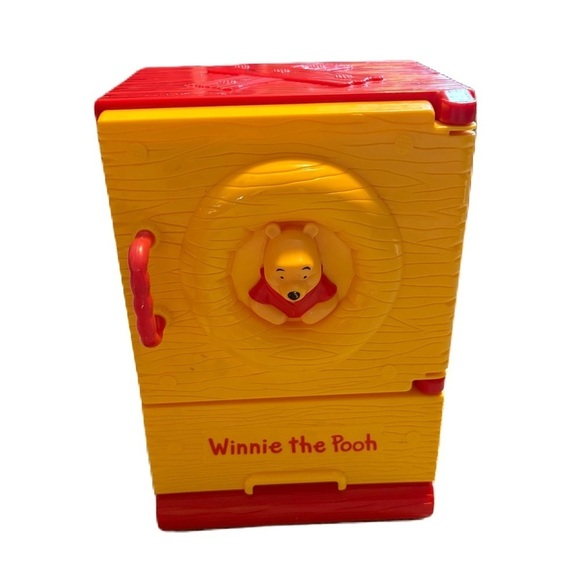 Disney Tomy Winnie the Pooh Refrigerator Toy Miniature Cooler Ice Box Takaratomy - Picture 1 of 6